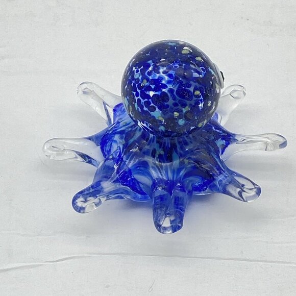 Dynasty Gallery Blue Art‎ Glass Octopus Glow in the Dark Paperweight Figurine - Picture 5 of 11